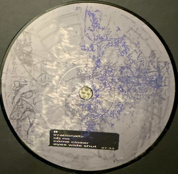 District Five – Come Closer (LP, Stone Pixels, 2024) Image 4