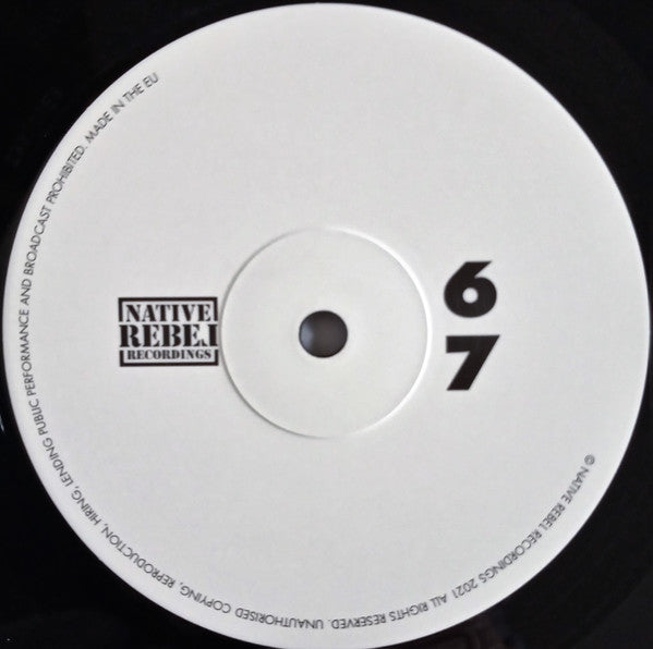 Chelsea Carmichael – The River Doesn’t Like Strangers (2xLP, Native Rebel Recordings, 2022) Image 5