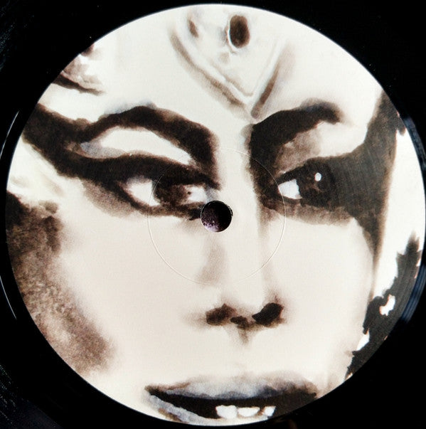 Luar Domatrix – Nova Vida Passada (LP, Domestic Exile, 2020) Image 3