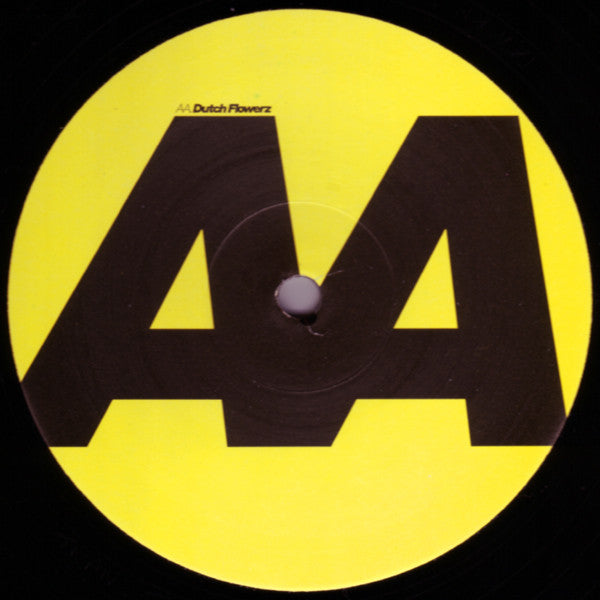 Skream – Tapped / Dutch Flowerz (12", Tempa, 2006) Image 4