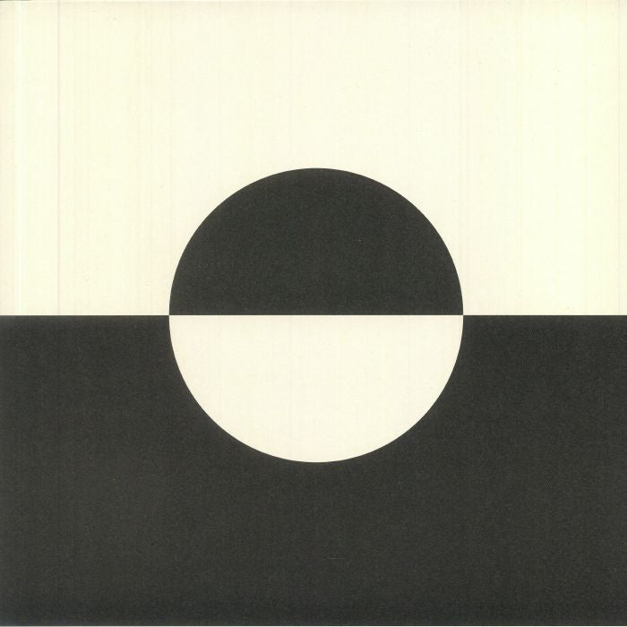 Molly Nilsson – Zenith (LP, Red Gold, Dark Skies Association, 2025) Front Cover