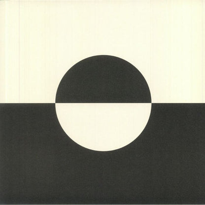 Molly Nilsson – Zenith (LP, Red Gold, Dark Skies Association, 2025) Front Cover