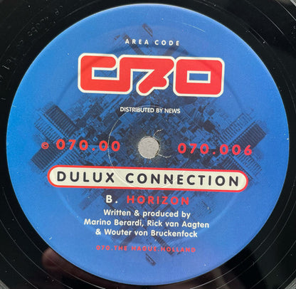 Dulux Connection – Let's Beuk (12", Area Code 070, 2000) Image 4