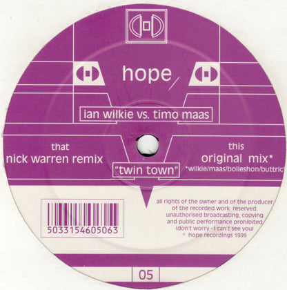Ian Wilkie Vs. Timo Maas – Twin Town (12", Hope Recordings, 1999) Front Cover