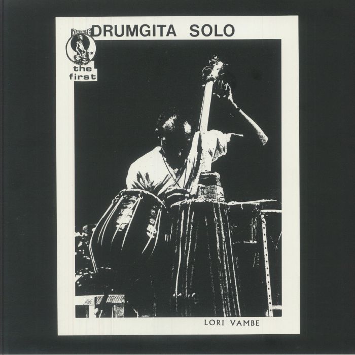 Lori Vambe – Drumgita Solo (LP, Strut, 2025) Front Cover