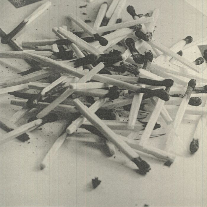 MM/KM – Ich Sehe Vasen (2xLP, The Trilogy Tapes, 2023) Front Cover