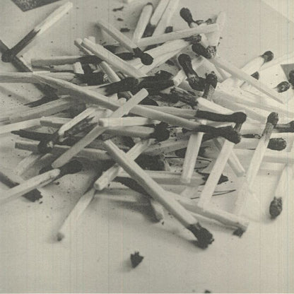 MM/KM – Ich Sehe Vasen (2xLP, The Trilogy Tapes, 2023) Front Cover