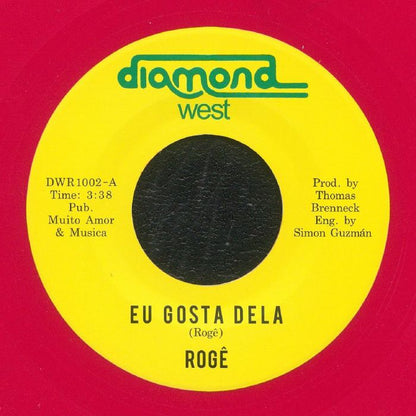 Roge – Eu Gosto Dela (7", Red, Diamond West, 2024) Front Cover