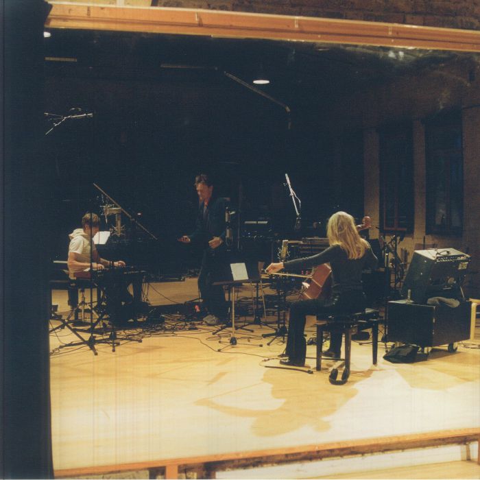 TLF Trio – Desire (LP, 15 love, 2025) Front Cover