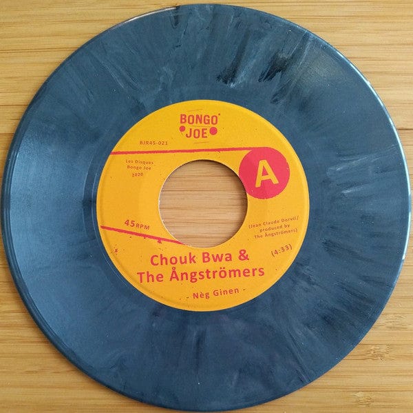 Chouk Bwa LibÃ¨te & The Ã ngstrÃ¶mers - NÃ¨g Ginen / Ogou Bwe (7", Single, Ltd, Bla) Les Disques Bongo Joe