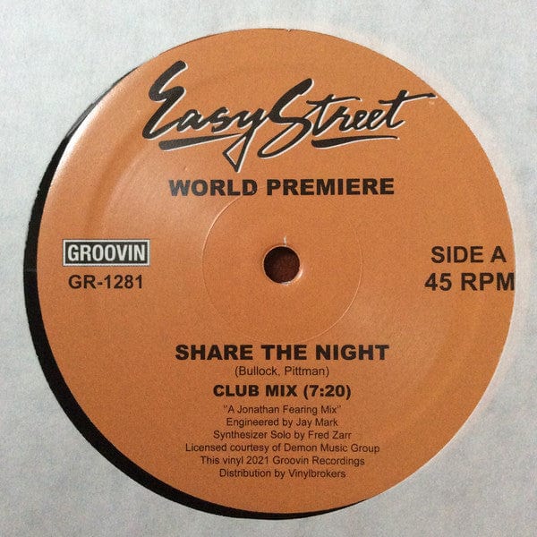 World Premiere – Share The Night (12", Groovin Recordings, 2021) Front Cover