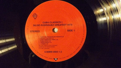 Silvio Rodríguez - Los Classicos De Cuba 1 - Los Grandes Exitos (LP) Luaka Bop Vinyl 680899000512